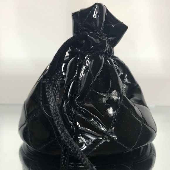 GUESS POUCH - Picture 3 of 5